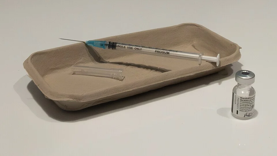  Vacina de mRNA personalizada reduz drasticamente o risco de recorrência do melanoma, apontam ensaios clínicos